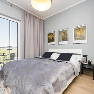 Prymasa Tysiąclecia Business Centre By Renters Apartament